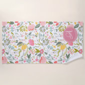 コーラルピンク水彩花模様モノグラム名 ビーチタオル (正面)