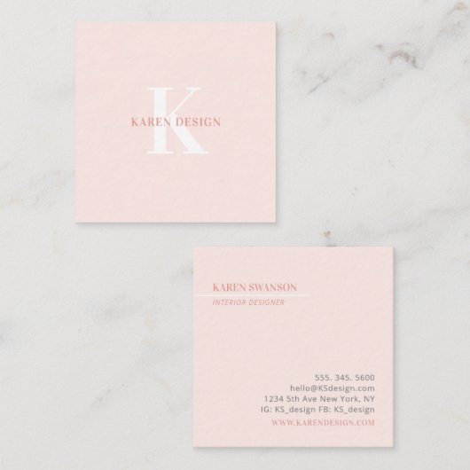 コーラルピンク&グレー |モノグラモダンムプロフェッショナル スクエア名刺 (正面/裏面)