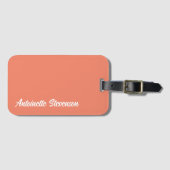 コーラルピーチエレガントシグネチャーモノグラム ラゲッジタグ (正面横)