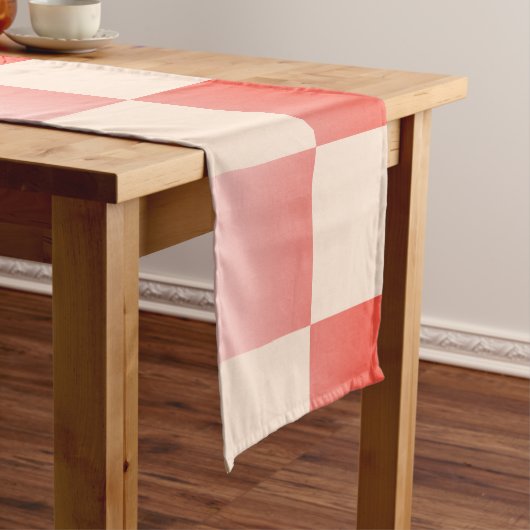 コーラルピーチグラディエント市松模様に ショートテーブルランナー (インサイチュ)