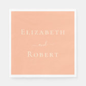 コーラルピーチシンプルミニマリストカップルの名結婚前 スタンダードランチョンナプキン (正面)