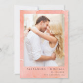 コーラルピーチフォトフローラ幾何結婚体 招待状 (裏面)