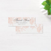 コーラルホワイトヴィンテージフローラ結婚式の引き出物ラベル (デスク)