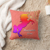 コーラルユニコーンパーソナライズされた形見 クッション (ブランケット)