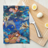 コーラルリーフと海の下のイルカ キッチンタオル (四つ折り)