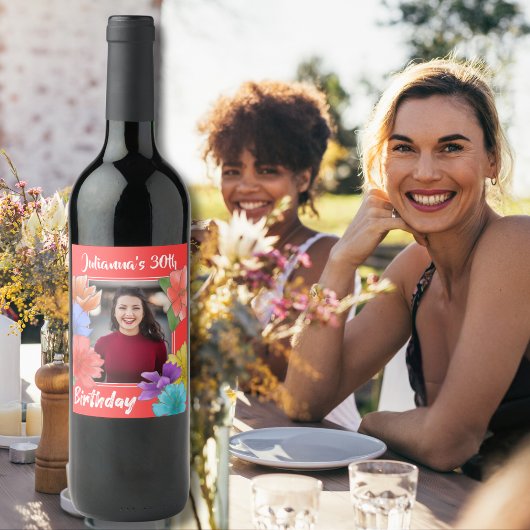 コーラルレッドモダンフローラハッピーバースデーフォト ワインラベル