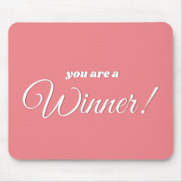 コーラル前向きピンクとホワイトの単語引用文 マウスパッド