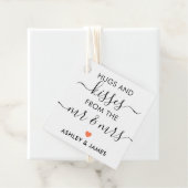 コーラル夫妻のハグとキスラベル フェイバータグ (インサイチュ)