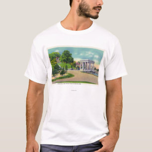 コールズの丘およびプリマスロックの柱廊玄関の眺め Tシャツ