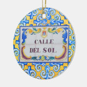 コールデルソル通りオブザサンタスペインのイル セラミックオーナメント (左)