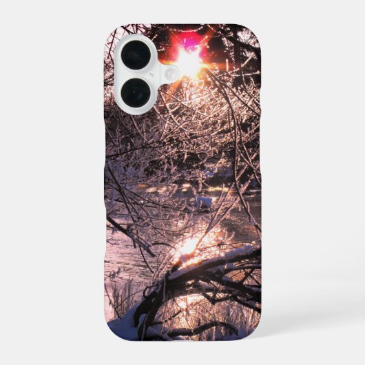 コールドリバー・ハフレンと太陽 iPhone 16ケース (裏面)
