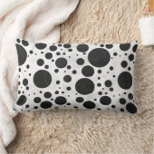 コールブラック水玉模様パターン ランバークッション (ブランケット)