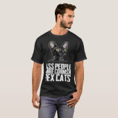 コーンシックスロイヤル猫もっと増えて人減って Tシャツ (正面フル)