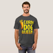 コーンドッグクイーンコーンドッグおもしろいホットドッグソーセージ Tシャツ (正面フル)