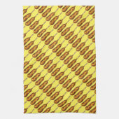 コーンドッグコーンドッグカーニバル州フェアフードストール キッチンタオル (縦)