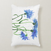コーンフラワーブルーの花の水色の素朴かわいらしな アクセントクッション (正面(垂直))