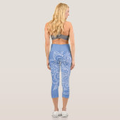 コーンフラワーブルー&ホワイトマンダラヨガカプリ カプリレギンス (裏面)