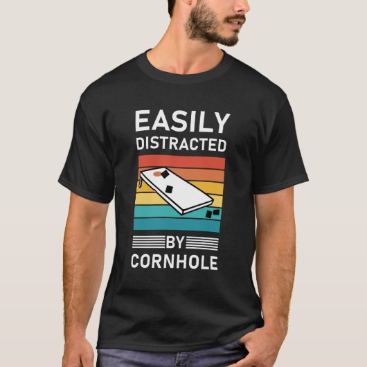 コーンホールに気を取られがち Tシャツ (正面)
