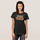 コーンホールプレイヤーにとって最悪の日 Tシャツ (正面フル)