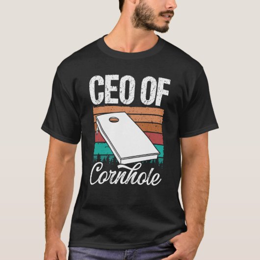 コーンホールプレイヤーコーナメントCEO (Cornhole Spuring)のCornament Tシャツ (正面)