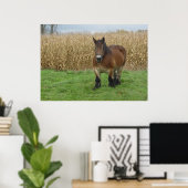 コーン荷車を引く畑の前のベルギーの馬 ポスター (ホームオフィス)