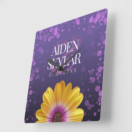 ゴエレガントールデンデイジーとパープルグリッター結婚ズ スクエア壁時計 (傾斜)