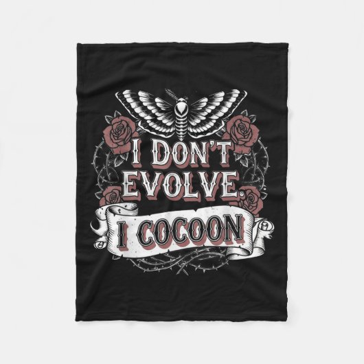 ゴシッおもしろいク引用文I Do Evolve I Cocoon Sarcast フリースブランケット (正面)