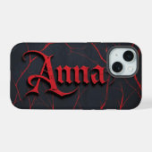 ゴシックのアンナ iPhone 15ケース (裏面横)