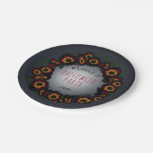 ゴシックの暗い花柄およびこうもりのリース ペーパープレート (アングル)