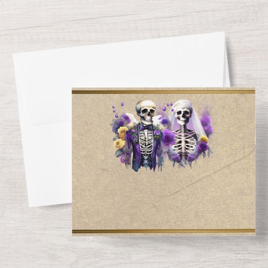 ゴシックの死まで一部の紫色の新郎新婦シック オールインワン招待状 (裏面)