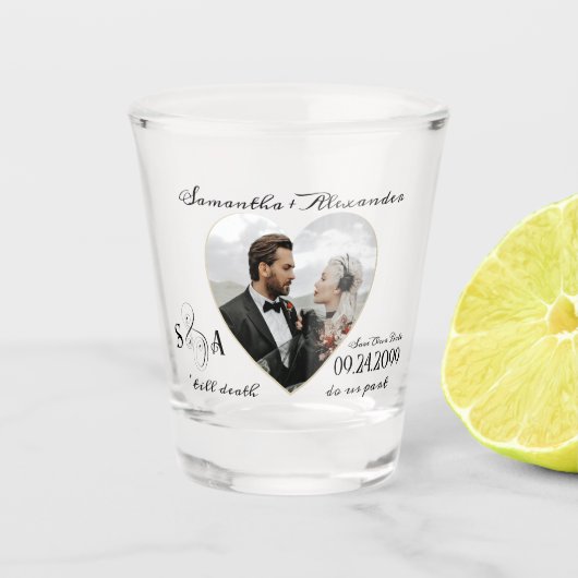 ゴシックウェディングフォトハート 永遠に死が私たちを引き裂くまで ショットグラス (正面)