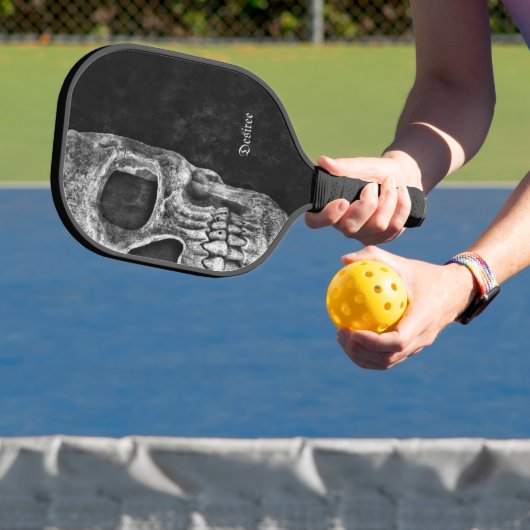 ゴシックカッコいい半スカル頭白黒グランジ ピックルボールラケット (インサイチュ)