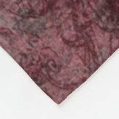 ゴシックキスをするスカルカップルと血の赤の永遠 フリースブランケット (角)