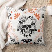 ゴシックスカルとバラハロウィーンフローラスロー クッション (ブランケット)
