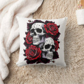 ゴシックスカルとバラモチーフ クッション (ブランケット)