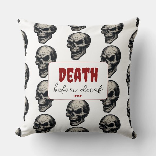ゴシックスカル'Death Before Decaf' | 不気味おもしろい- クッション (正面)