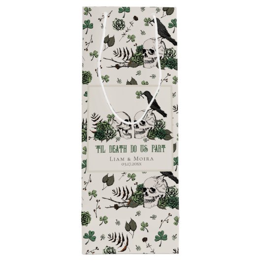 ゴシックスタイルのセントパトリックデー フローラル スカル アイリッシュ ウェディング ワインギフトバッグ (裏面)