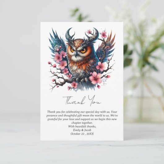 ゴシックテーマおもしろいフクロウ結婚フローラ サンキューカード (スタンド正面)