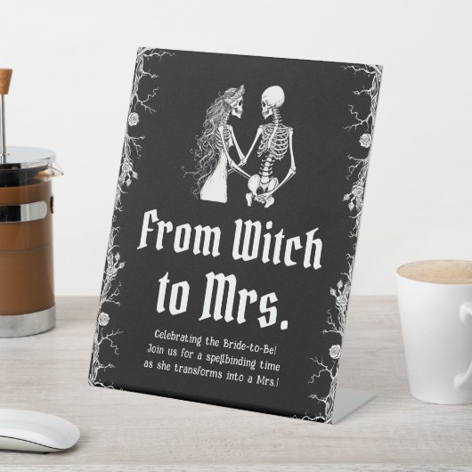 ゴシックハロウィンスケルトン ウィッチからミセスへの看板 台座サイン (インサイチュ)