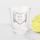 ゴシックハロウィーンスカルハンドハートブラック結婚ズ ショットグラス (裏面)