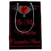 ゴシックハートとこうもり翼パーソナライズされた ミディアムペーパーバッグ (正面)