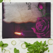 ゴシックバラ、キャンドル、パーチメントモノグラム キッチンタオル (折り畳み)