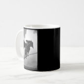 ゴシックパグ コウモリの羽 魔女の箒 怖い コーヒーマグカップ (正面左)