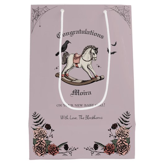 ゴシックビクトリアンロッキングホース女の子ベビーシャワー ミディアムペーパーバッグ (裏面)