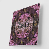 ゴシックピンクオーナメントとスカル スクエア壁時計 (傾斜)