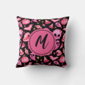 ゴシックブラックハロウィーン幽霊モノグラムホームデコール クッション (裏面)