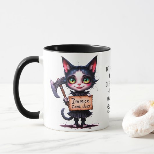 ゴシックホラーなサイコ可愛い猫と斧  マグカップ (ドーナツ)