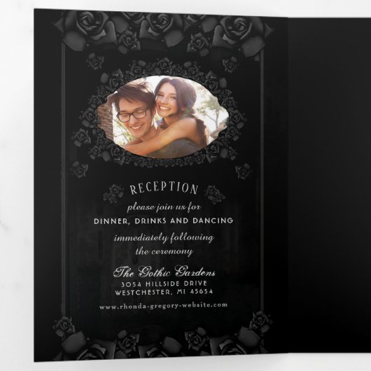 ゴシックロマンスハロウィーン（写真） "一緒に" 三つ折り招待状 (内部最初)