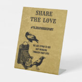 ゴシックヴィンテージウェディングハッシュタグ共有ザ・ラブ 台座サイン (正面)