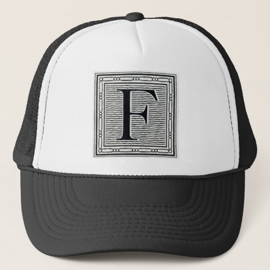 ゴシック体"F"の木版画のWoodblockのイニシャル キャップ (正面)